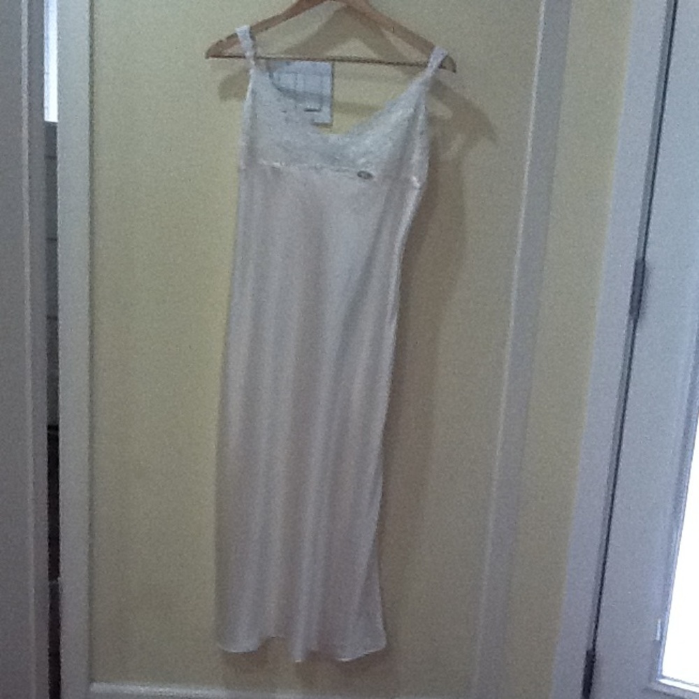 Nightgown